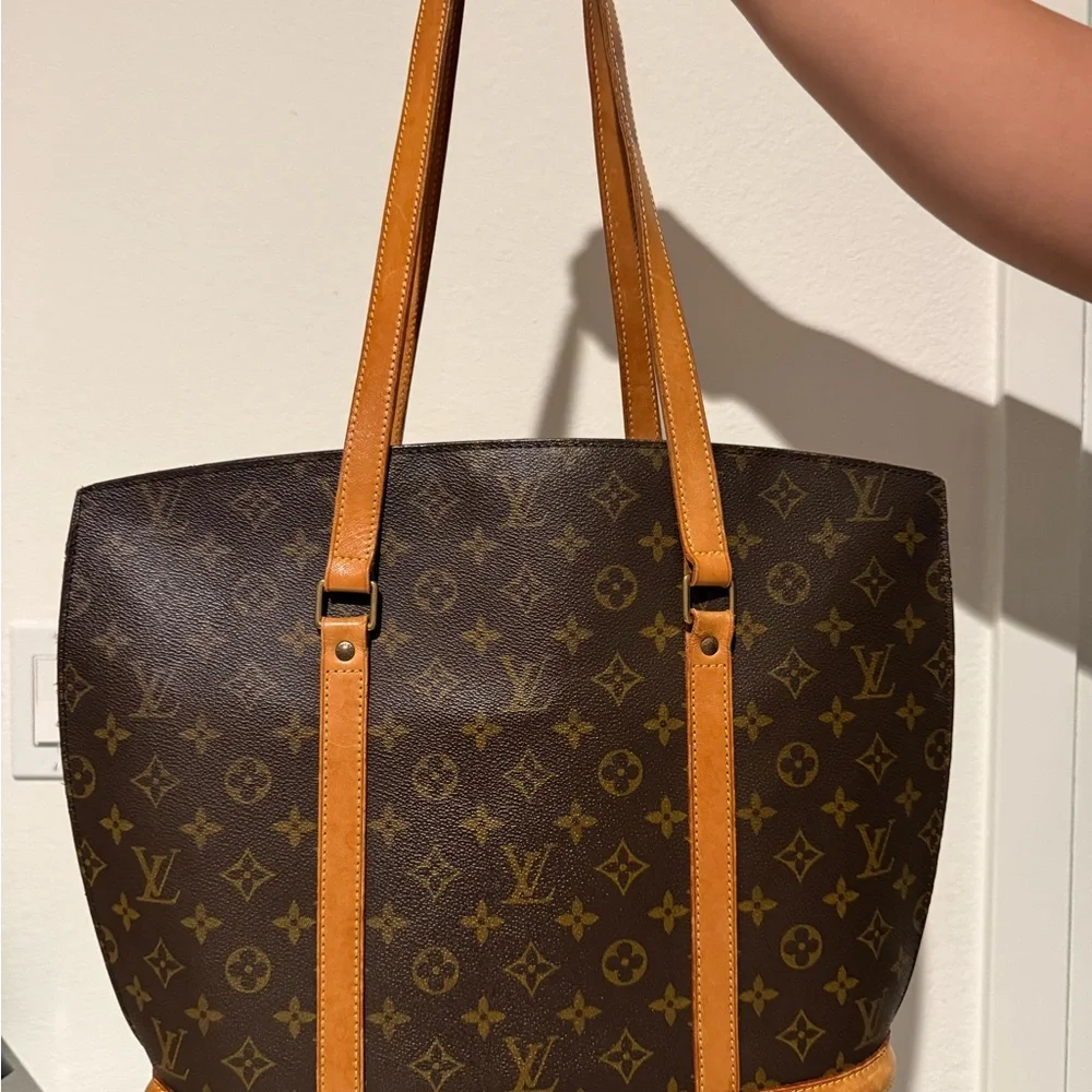 Louis Vuitton Monogram Canvas Tote with Tan Straps - Picture 1 of 7
